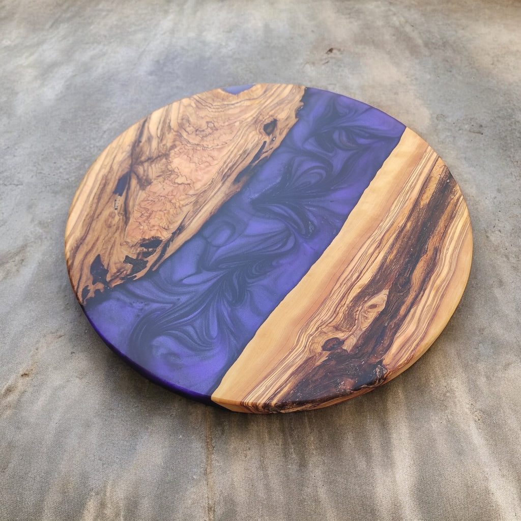 Resin Charcuterie Board: Olive Wood Epoxy River Cheese Board