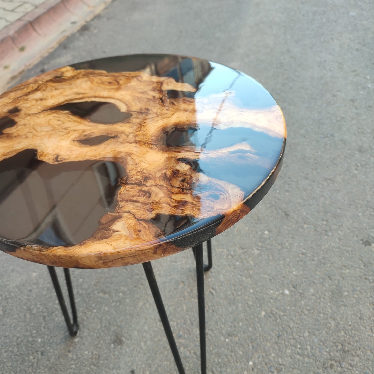 Handmade Olive Wood Epoxy Resin Coffee Table