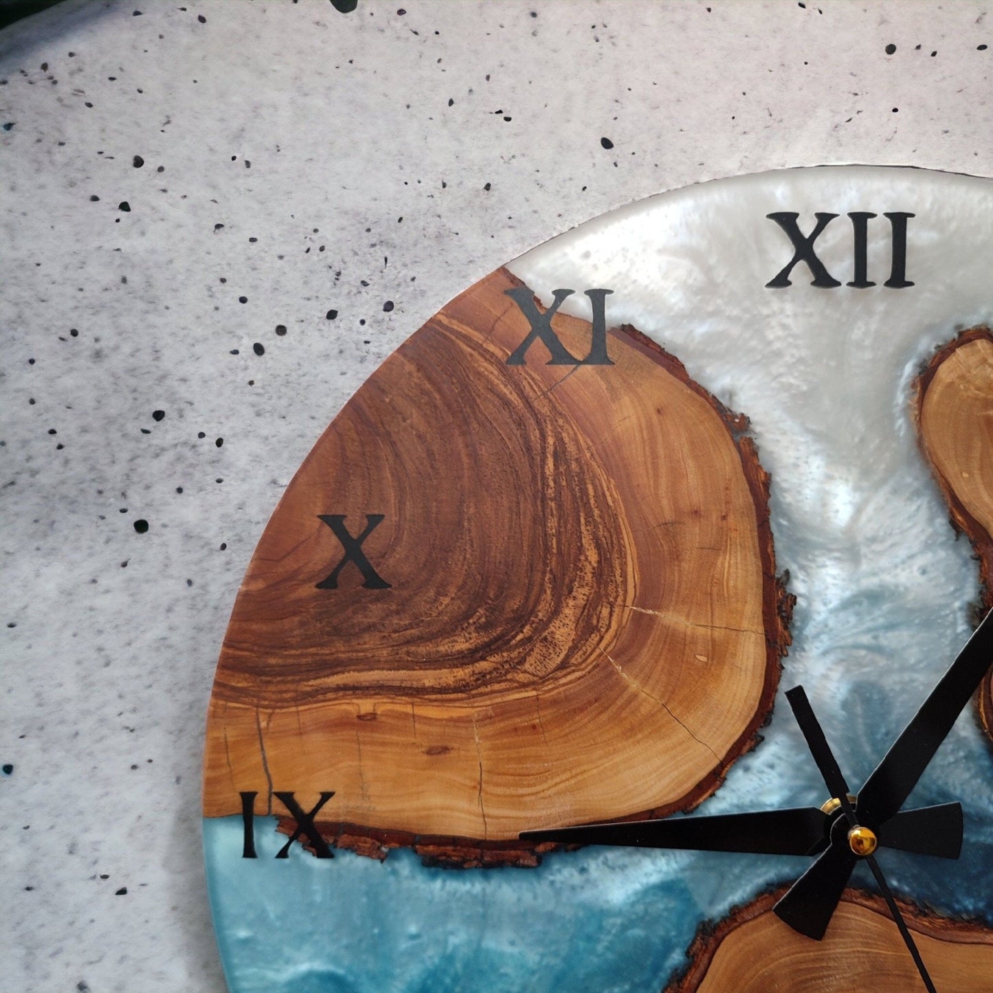 Handmade Olive Wood Resin Wall Clock: Unique Epoxy Decor