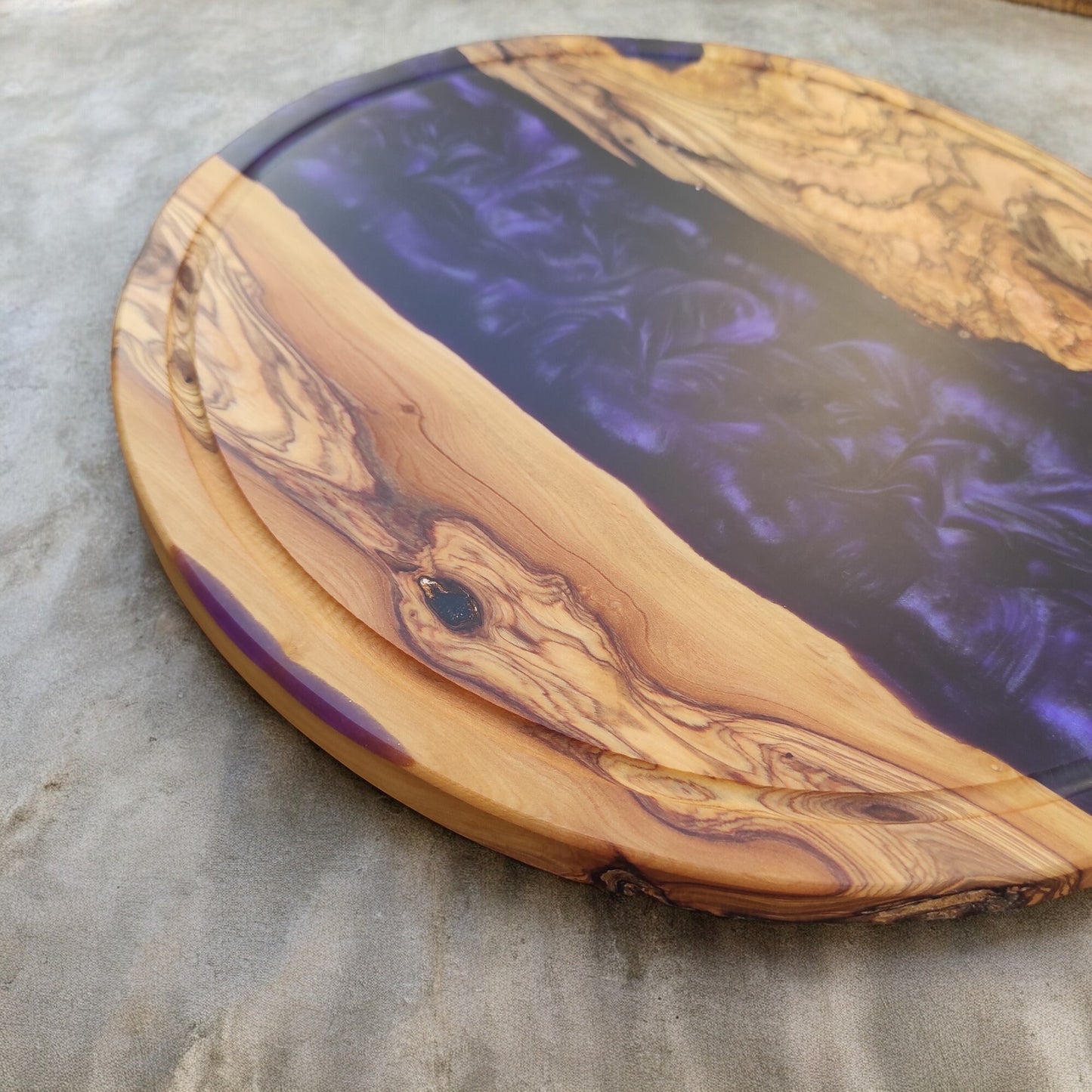 Resin Charcuterie Board: Olive Wood Epoxy River Cheese Board